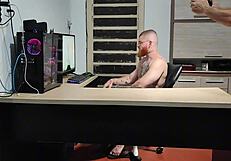 damn i love pounding this big ass hottie bareback backstage till she squirts everywhere