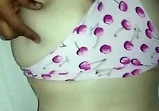 primera vez que mi amigo me coge por atras en minifalda despues del cole... casero latina gritando