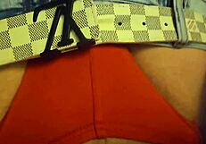 wonder if candid sandra's wet milf pussy craves that old friend's tongue?