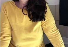 omg fucking myself in the bathroom with toys 😩💦