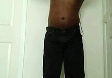 hey i'm sneaking a quick shave and private masturbate sesh join if you want 3