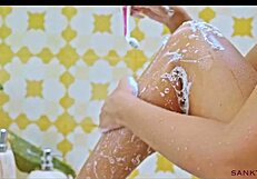 Sanktor's Shaved-Head Lesbian Fingers Herself in Tropical Villa