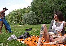 i vibro panty walked then bush sucked off huge italian cock part 2