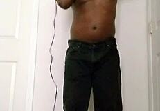 hey i'm sneaking a quick shave and private masturbate sesh join if you want 3
