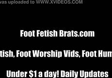 have you seen feet this sexy on an 18+ girl before, they're unreal