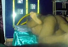 LA PELÍCULA ABURRIDA Y YO CALIENTE NOS ECHAMOS UN CASERO-CLIP con la latina curvy