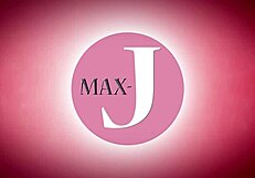 hey babe in tight clothes do that erotic stretch just for me watching