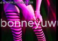 bonneyuwu shakes her tight argentine teen ass in sexy twerk dance