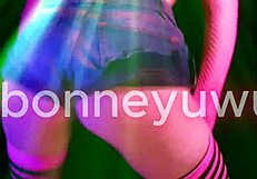 bonneyuwu shakes her tight argentine teen ass in sexy twerk dance