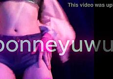 bonneyuwu shakes her tight argentine teen ass in sexy twerk dance