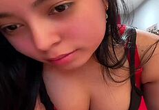 Peruvian TikToker Perreando Big Tits Boobs Bounce