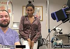 hey i'm doctor-tampa making miss mars orgasm with hitachi