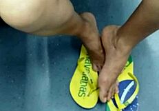 hidden flip flops tease brazilian mature feet candid voyeur