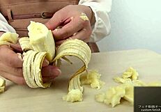 watch me crush this banana hard with my soft hands girl