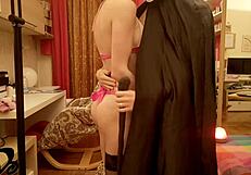 scream ad halloween gets sucked by sexy girlfriend