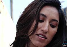 Deisy Leon rips clothes off outdoors