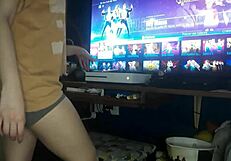 perfect body teen dances then wet pussy anal cosplay