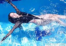 Jessica Bunny's petite latina body wet underwater in pool pussy tease