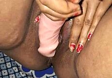 i love watching this indian bhabhi fuck her wet pussy with dildo