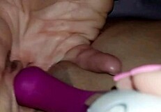 hey babe watch me finger my wet milf pussy to squirting orgasm on video
