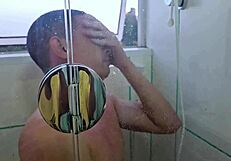 Que gostosa essa empregada do marketplace chupando e fodendo na cama