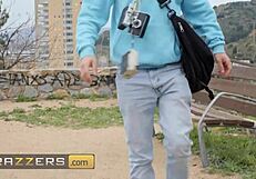 uh jada sparks flashes her big tits then fucks tourist jordi outdoors cowgirl