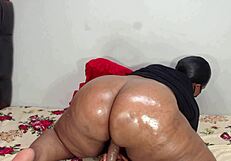 my wet bed play feels so good right now