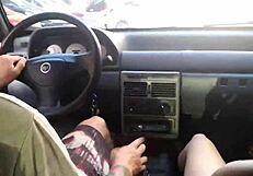 gangbang crossdresser mamando motorista no transito