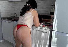 Stepson spots stepmom's huge ass thong peeks and rams her tight anal before facial cumshot