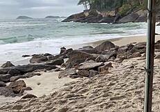 he took me beach n started slutty fun i gave ass!!