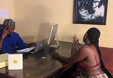i'm shakin watchin this fat italian girlfriend's huge ass get worshipped in maraba bank hall