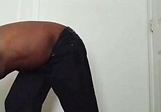 myself sneakin' a lil' extra time to shave smooth n' touch myself private-like... join if ya want