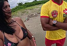 Nicoly seduced the beach firefighter and rode his cock