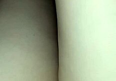 Gretala flashes her regrowing bush nice and quick