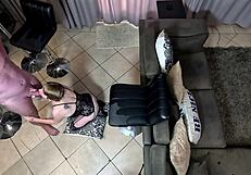 i can't resist this mature whore's butterfly pussy in fishnets on chair