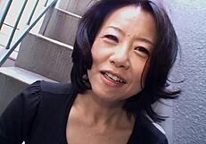 Asian Junko Sakashita Excitedly Flashes Boobs And Pussy To Stranger On Street