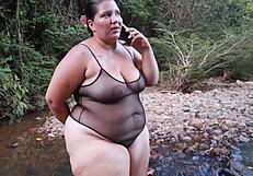 Outdoor river blowjob on monster cock turns into bareback pussy pounding and squirting