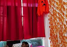 halloween docinho ou travessura cheirando bunda de abóbora gigante da submissa bbw virou femdom com bbc