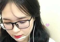 super cute korean girl em gái việt livestreams sexy webcam show