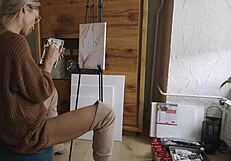 hey blonde babe how's that pussy flower painted today?
