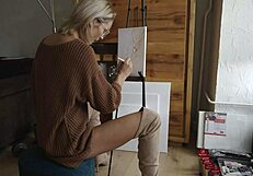 hey blonde babe how's that pussy flower painted today?