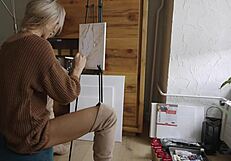 hey blonde babe how's that pussy flower painted today?