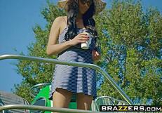 bethany benz bounces big ass on swamp buggy with van wylde
