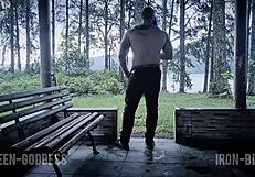 i fucked vampire slut raw in forest she begged for pregnancy