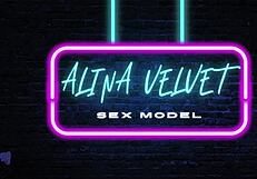 Latina milf blows delivery guy tits him then takes creampie