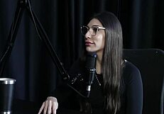 Check out naughty interview with Melina Khalifa full of lingerie teasing on Porn Cast Brazil part 3