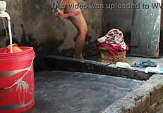 watch this indian milf bhabhi flash biggest boobs and wet pussy outdoors