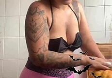 Hey hubby friend, dinner's ready but my pussy's the real halloween treat??