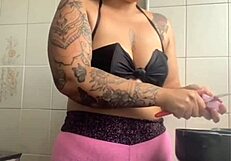 Hey hubby friend, dinner's ready but my pussy's the real halloween treat??
