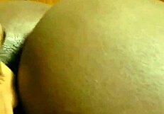 COUPLE POUNDS ASS AND PUSSY RAW INTENSELY